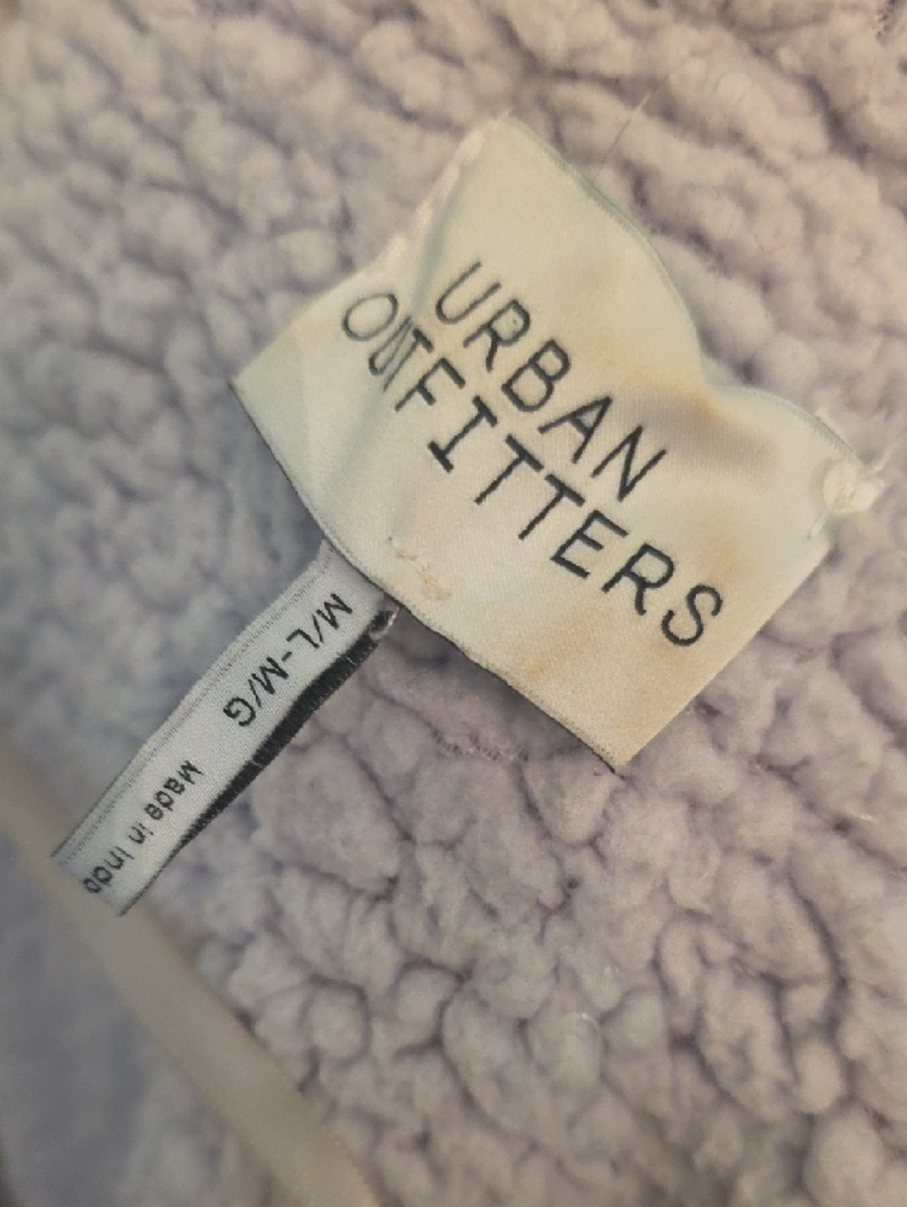 Urban Outfitters Reversible Teddy Jacket in Blush Pink & Light Gray - Picture 3 of 9